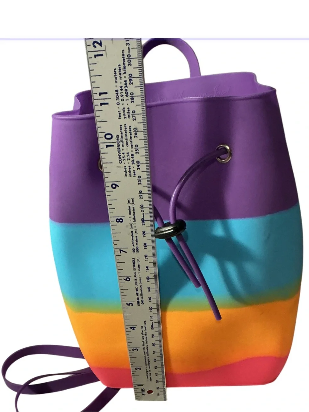 American Jewel Yummy  Gummy Silicone Backpack